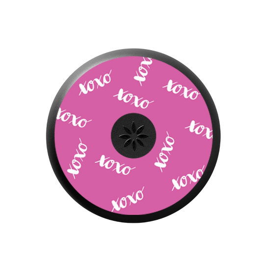Étui pour aligneurs Invisalign™ rose XOXO